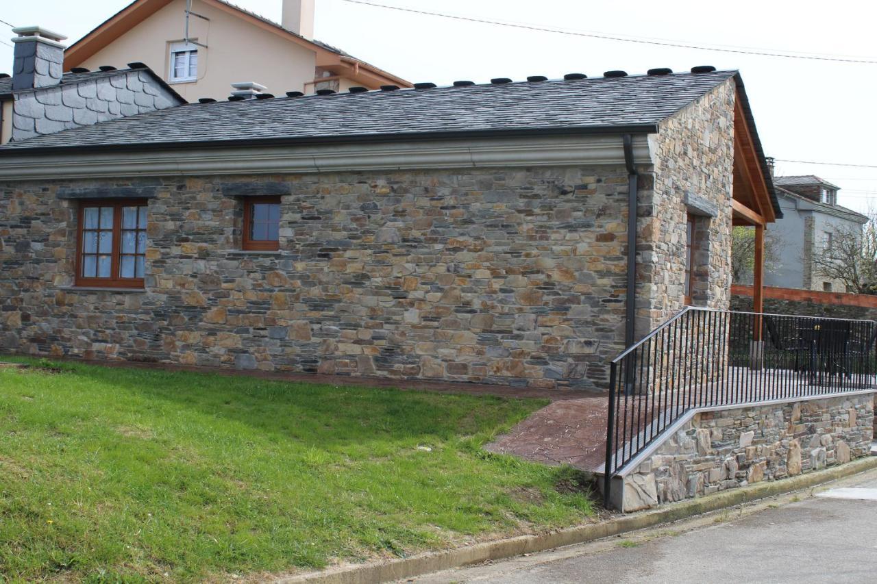 Apartamentos Casa Cerolleiro Castropol Exterior photo