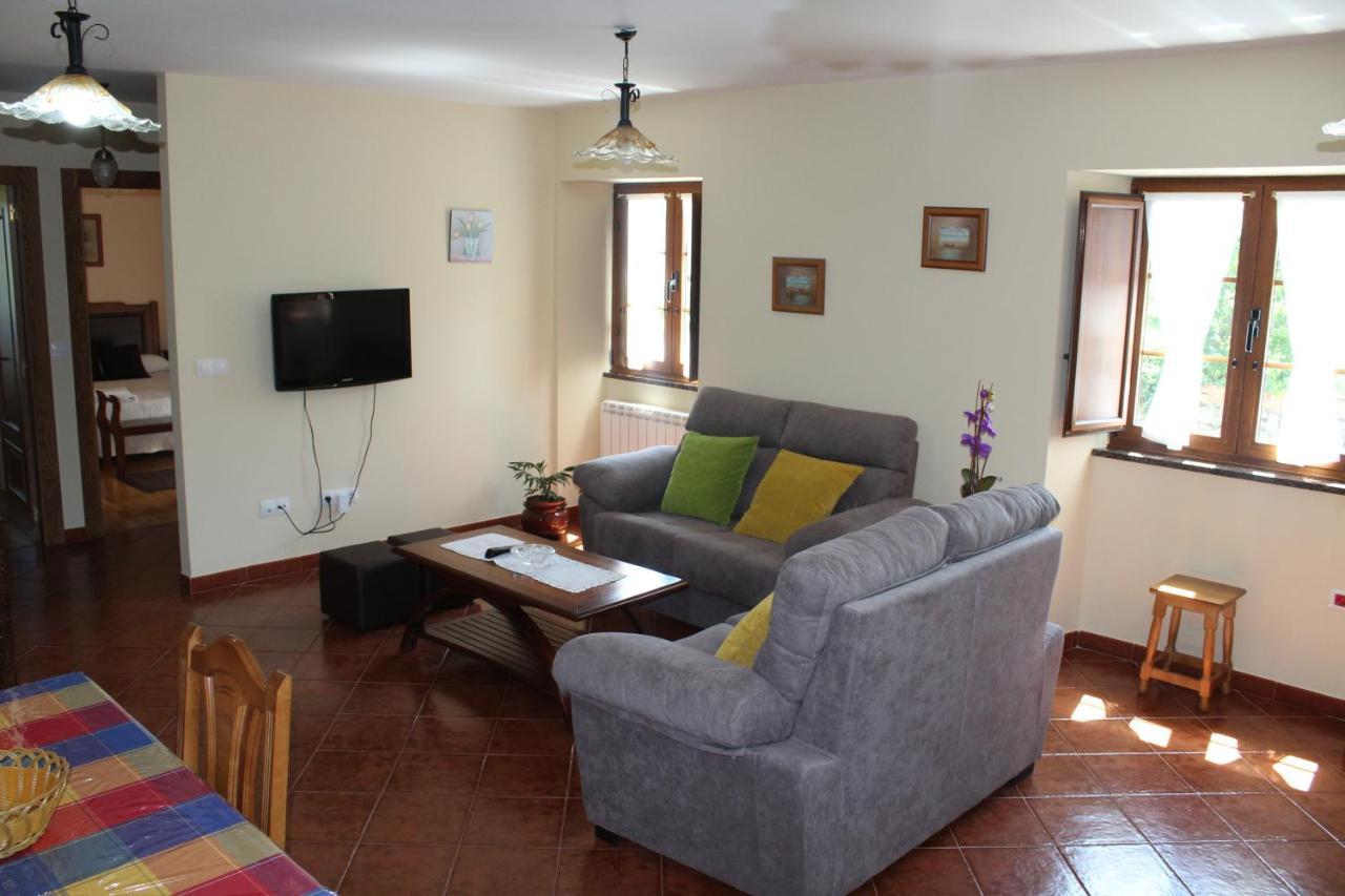Apartamentos Casa Cerolleiro Castropol Exterior photo